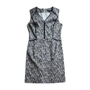 Banana Republic Black and‎ White Sheath Dress